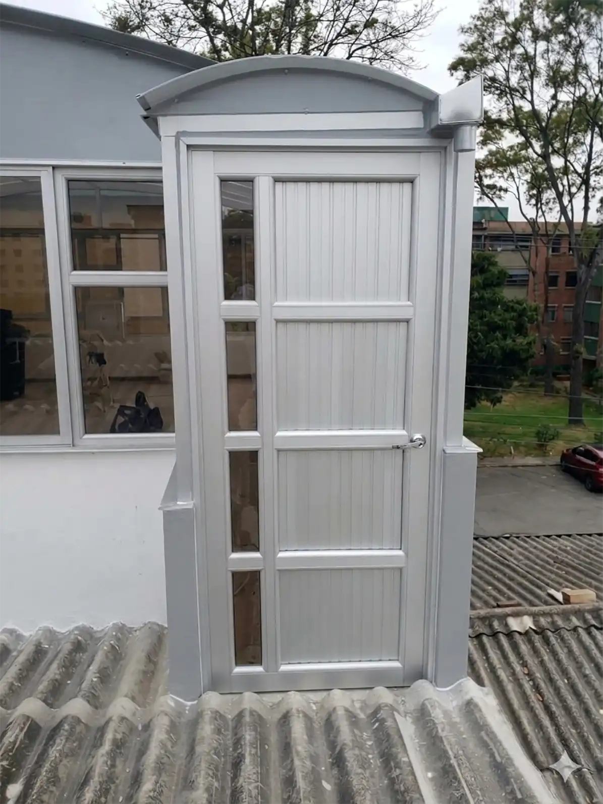 Fabrica de puertas en aluminio